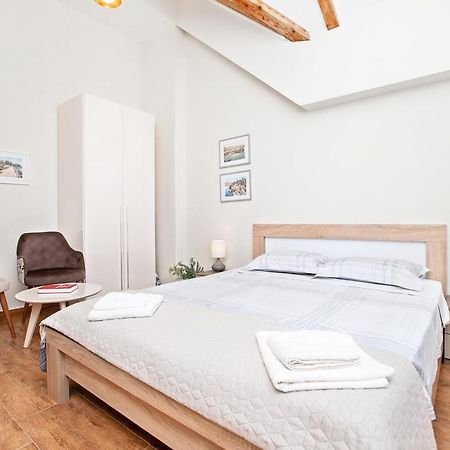 Apartments Isja 티바트 외부 사진