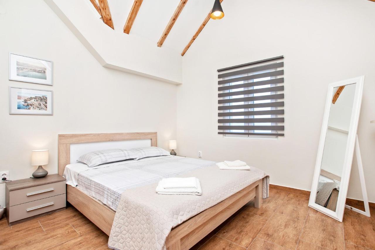 Apartments Isja 티바트 외부 사진