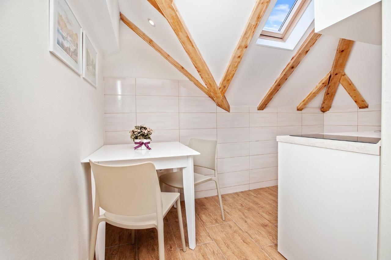 Apartments Isja 티바트 외부 사진