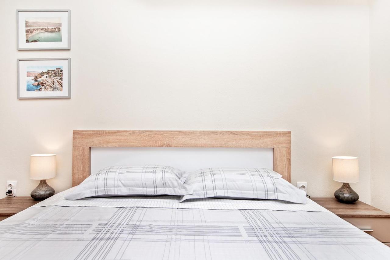 Apartments Isja 티바트 외부 사진