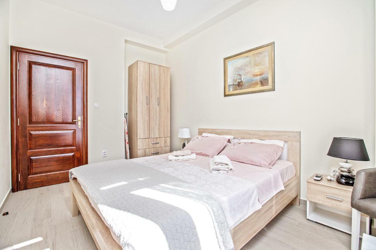 Apartments Isja 티바트 외부 사진