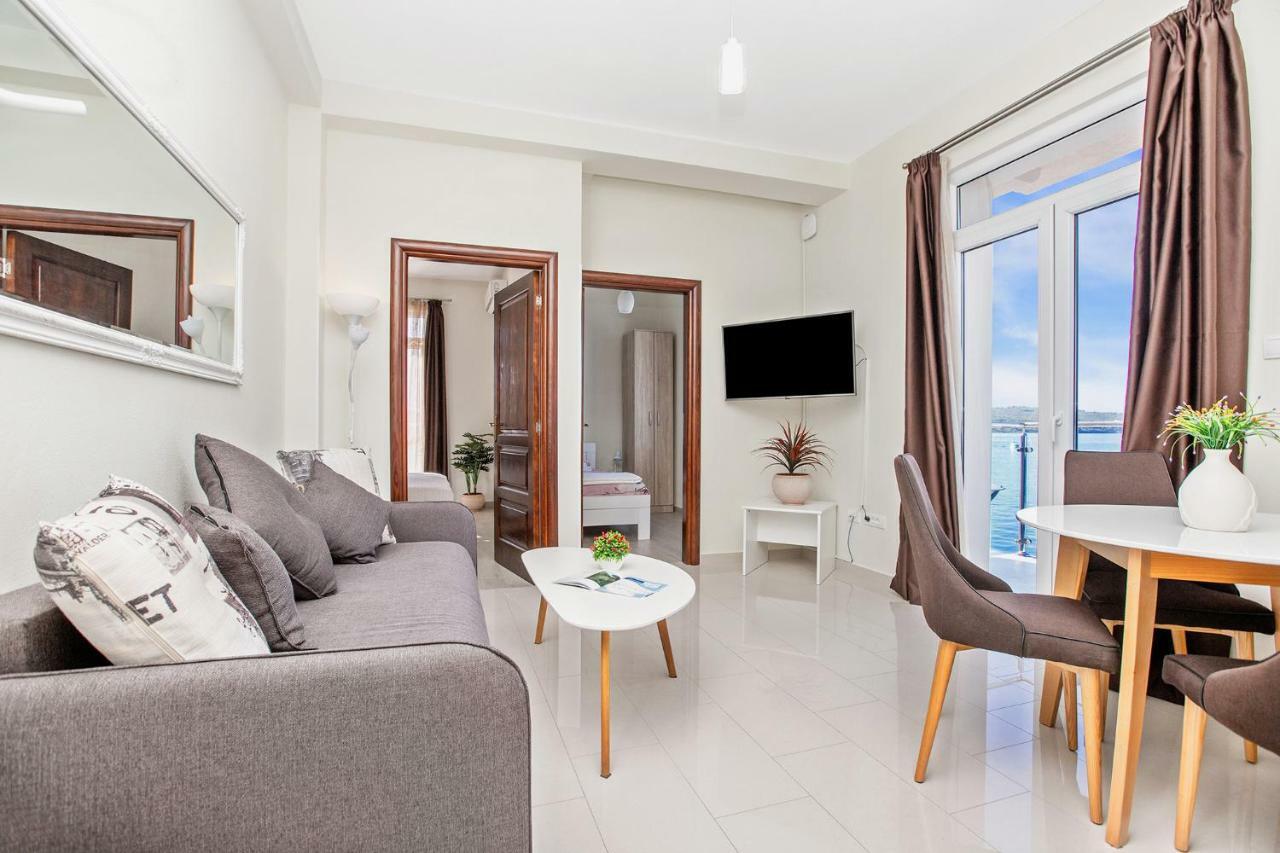 Apartments Isja 티바트 외부 사진
