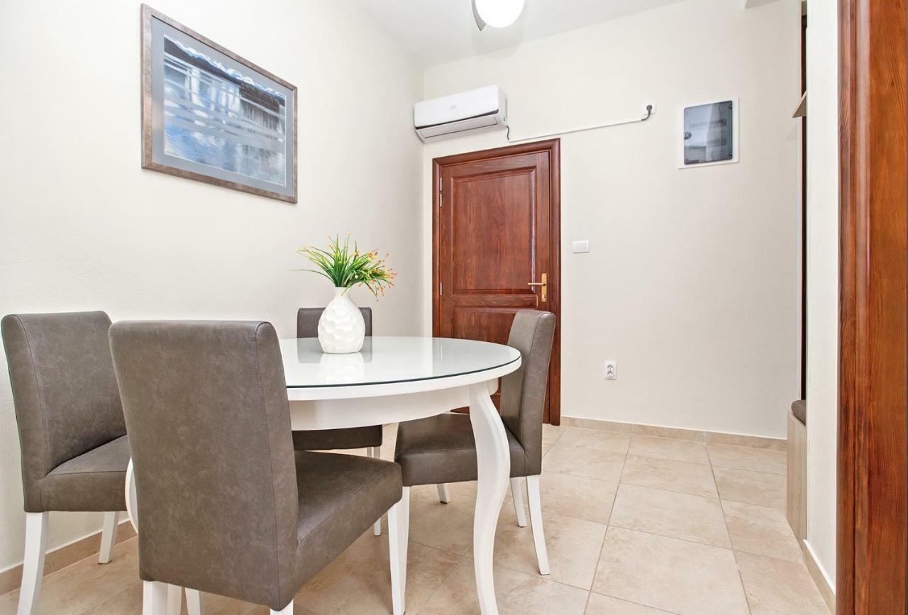 Apartments Isja 티바트 외부 사진