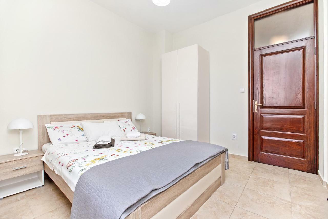 Apartments Isja 티바트 외부 사진